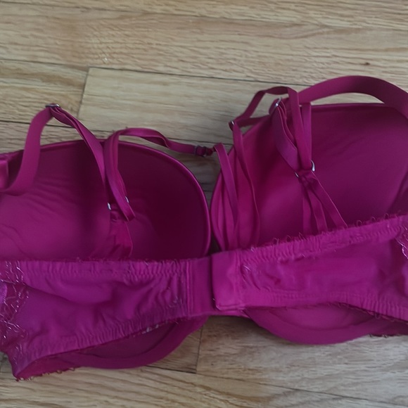 Victoria secret - Picture 2 of 4